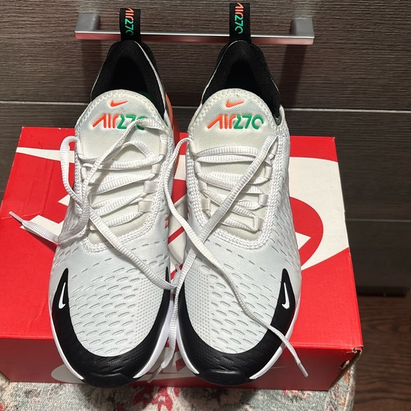 Nike Kids Black, White & Orange Air270 Sneakers - Picture 3 of 9